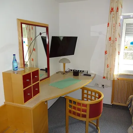 Schlair 3*