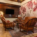 Otel Schlair